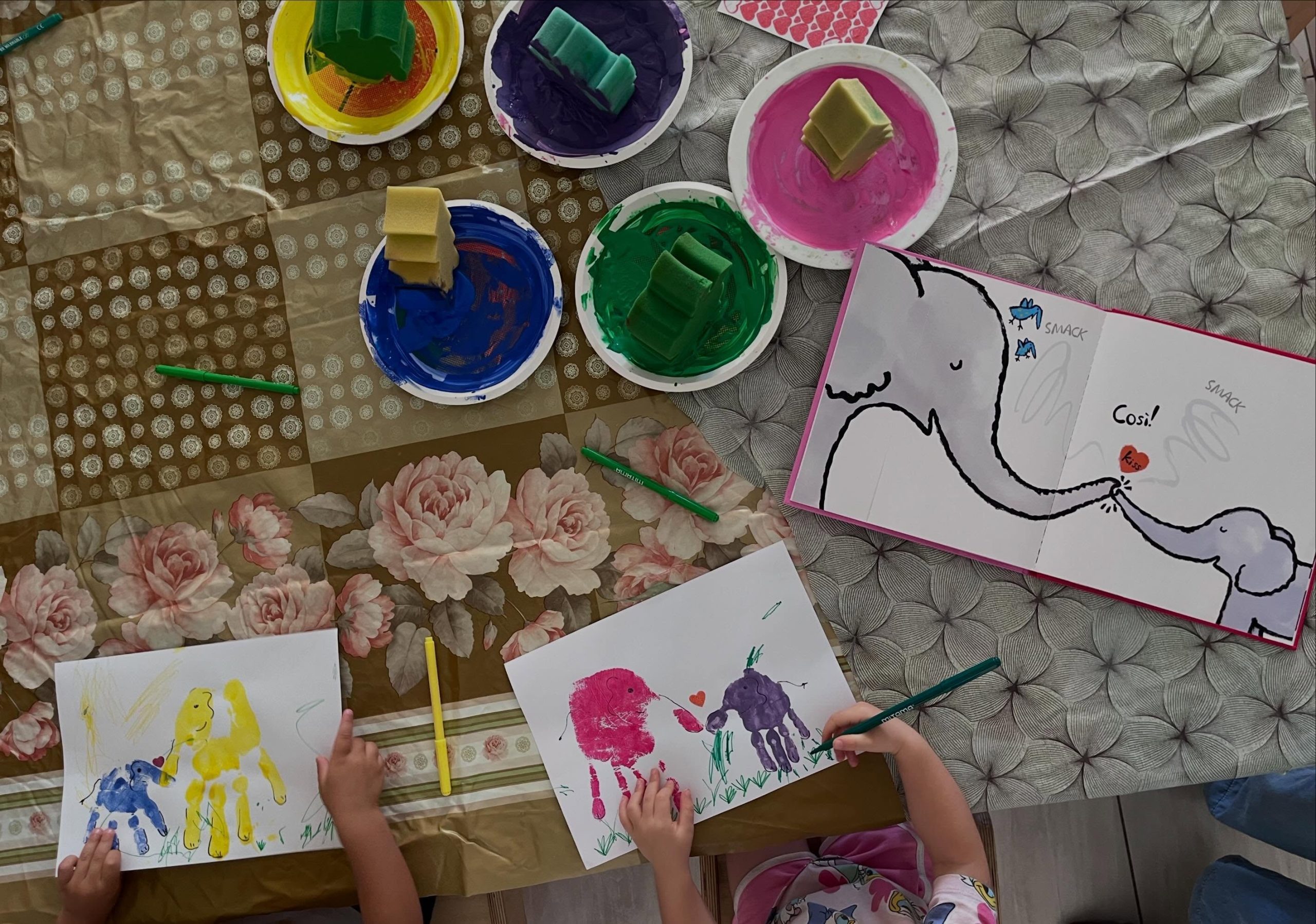 Libri illustrati e attività creative con i colori